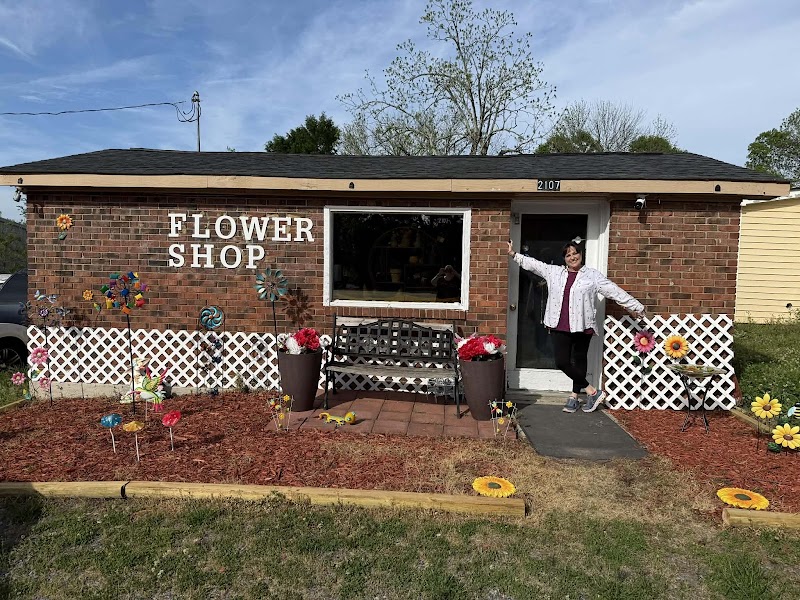 Blooms 2 Go florist in India Hook SC
